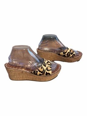 SAM Edelman sandals, leopard pattern, platform slides, size 8